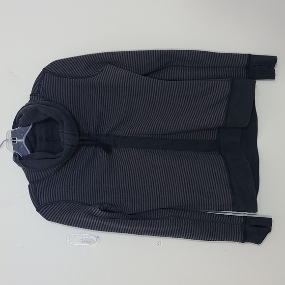 Lululemon In A Cinch Cowl Neck Pullover Reversible Long Sleeves Size 6 - Picture 4 of 9